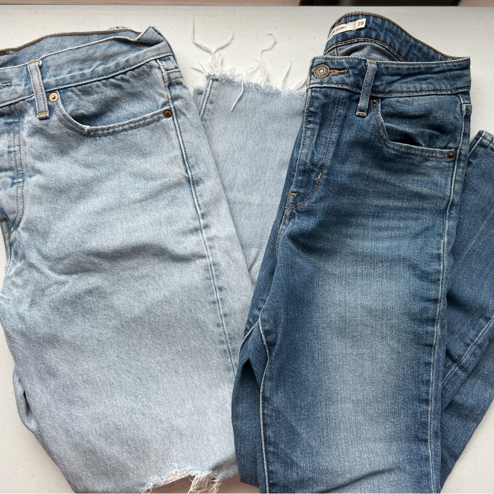 Women’s Levi Jeans Bundle Size 28/29